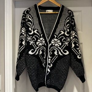 Vintage Button Cardigan EUC